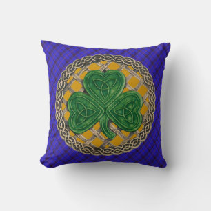 Cojín Decorativo Nudos Celtas De Shamrock De Oro En Placa Azul