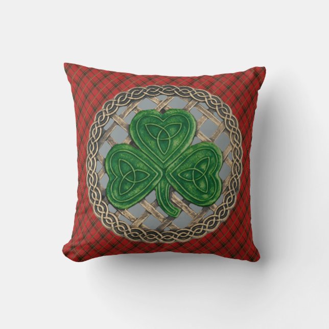 Cojín Decorativo Nudos De Celta De Shamrock Gris En Platos Rojos (Anverso)