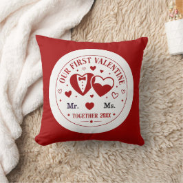Cojín Decorativo "Nuestra Primera San Valentín" Sr. y Sra. Personal