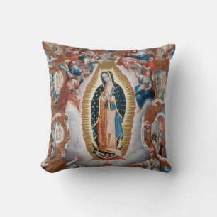 COJÍN DECORATIVO NUESTRA SEÑORA DE GUADALUPE REZA POR NOSOTROS