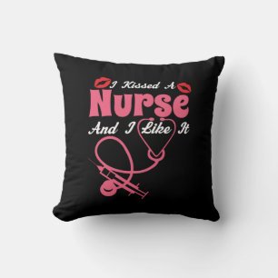 Cojín Decorativo Nurse Gift Besé Una Enfermera Y Me Gusta