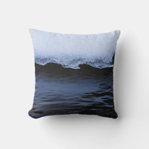 COJÍN DECORATIVO OLAS DE AGUA EN LA ORILLA