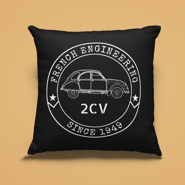 Cojín Decorativo Oldtimer 2CV Abzeichen Engineering Emblem (2CV Pillow in Black with a White Badge Text Design and and Illustration of the Deux Chevaux )