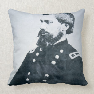 Cojín Decorativo Oliverio Otis Howard (foto de b/w)
