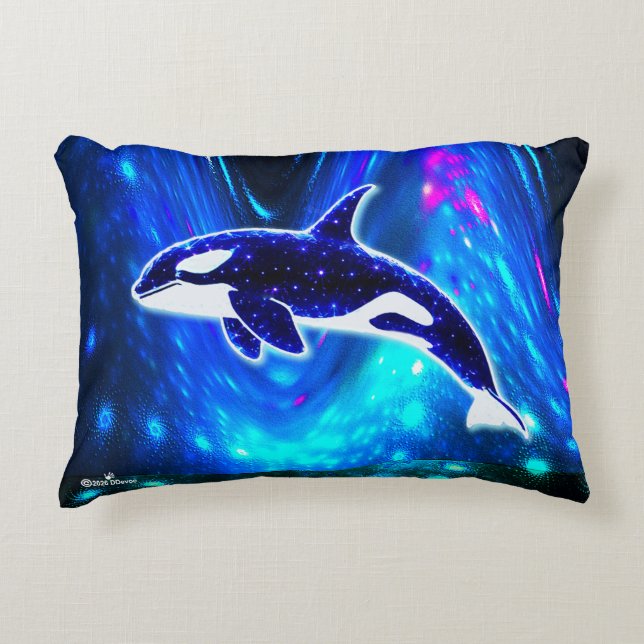 Cojín Decorativo Orca Cósmica (Anverso)