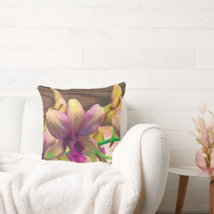 Cojín Decorativo Orquídeas floreciendo