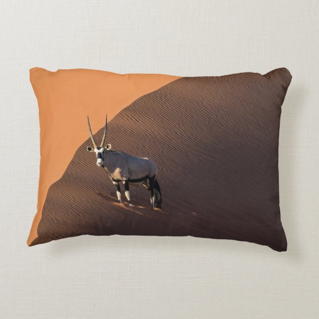 Cojín Decorativo Oryx al borde, Namibia (Reverso)