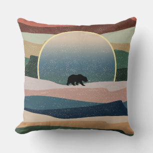 COJÍN DECORATIVO OSO EN DESIERTO ATARDECER