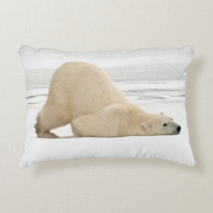 Cojín Decorativo Oso polar rascándose en la tundra congelada