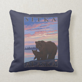 Cojín Decorativo Oso y Cub - Sitka, Alaska
