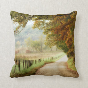 Cojín Decorativo Otoño en un camino campestre