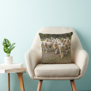 Cojín Decorativo Oveja Lejana Blanca,