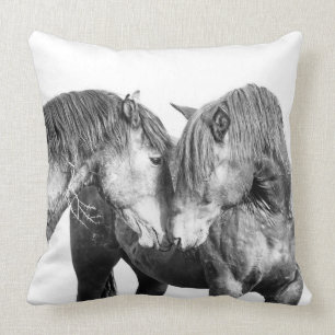 Cojín decorativo "Pagando Respeto"