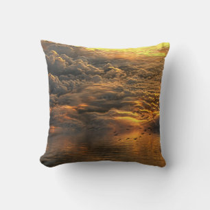 Cojín Decorativo Paisaje de nubes y agua con aves
