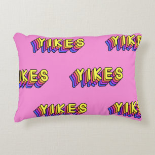 Cojín Decorativo Palabras De Yikes: Papel De Techo Rosa Vintage.