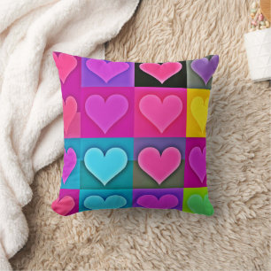 Cojín Decorativo Paleta de amor Vivid: Flores de corazón