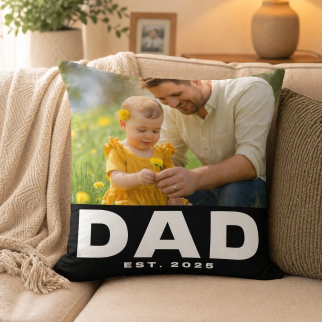 Cojín Decorativo Papá Estableció Foto Moderna y Audaz (Subido por el creador)