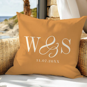 Cojín Decorativo Parejas de novios iniciales mostaza elegantes