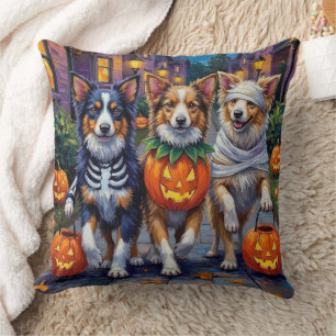 Cojín Decorativo Pastores de Shetland con disfraces de Halloween