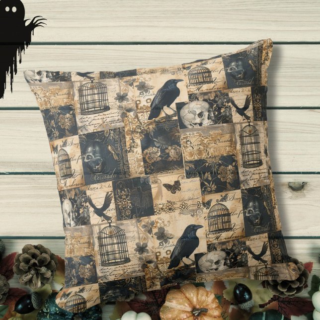 Cojín Decorativo Patchwork de Victoria para Halloween (victorial gothic patchwork throw pillow with raven birds, skulls, birdcages and script typography)