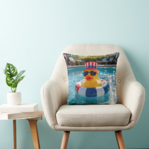 Cojín Decorativo Pato de goma patriótico en piscina