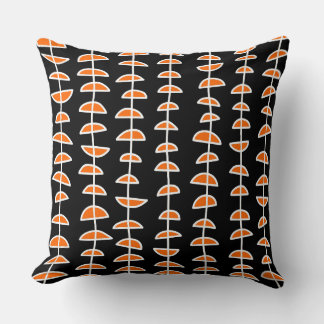 Cojín Decorativo Patrón 080515- Blanco y Naranja en negro