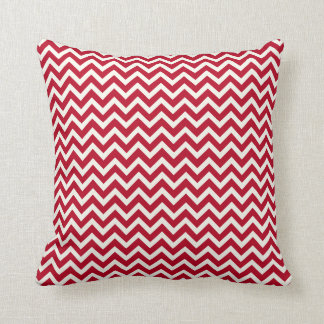Cojín Decorativo Patrón Chevron blanco y rojo moderno