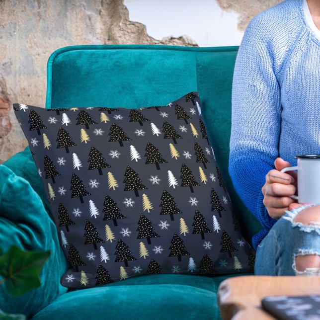 Cojín Decorativo Patrón de árbol navideño moderno de lujo en moda (Subido por el creador)
