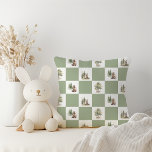 Cojín Decorativo Patrón de Baby Shower de animales de bosque forest<br><div class="desc">Presentamos nuestro patrón de animales de bosque de árboles para bebés ducha almohada - perfecto para una celebración tierna y caprichosa! Con una temática de selva acuática moderna con criaturas adorables como zorro, oso marrón, conejo y ciervo, es ideal para una ducha de género neutro. Este diseño bohemio ofrece un...</div>