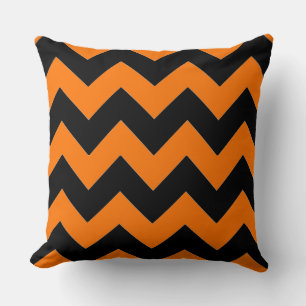 Cojín Decorativo Patrón de Chevron naranja y negro fresco y elegant