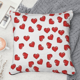 Cojín Decorativo Patrón de corazones rojos románticos sobre blanco