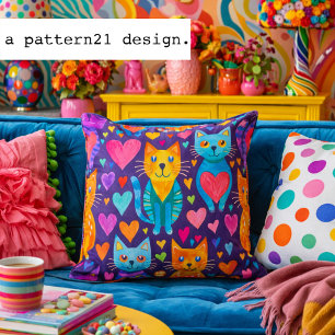 Cojín Decorativo Patrón de corazones y gatitos de color intenso púr