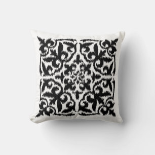 Cojín Decorativo Patrón de damasco de Ikat - blanco y negro