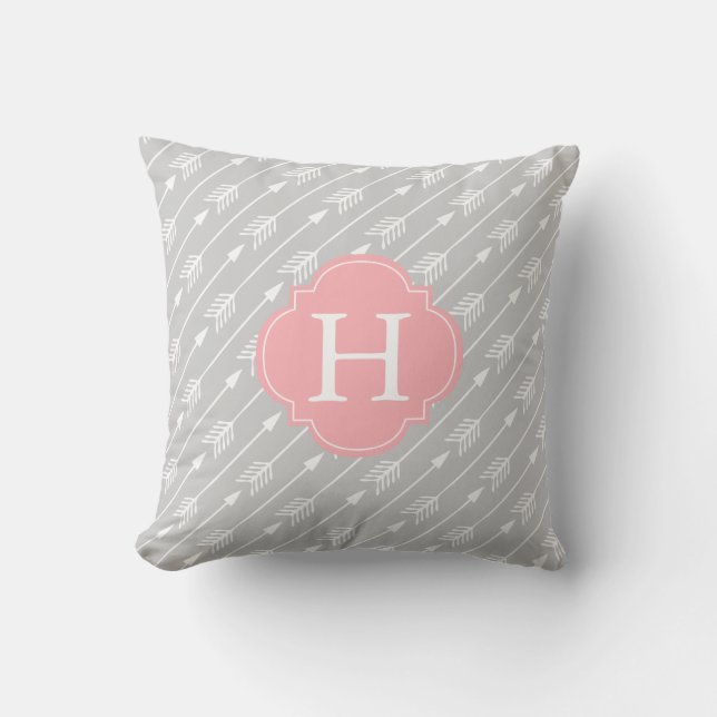 Cojín Decorativo Patrón de flechas monogramadas rosa y gris (Anverso)