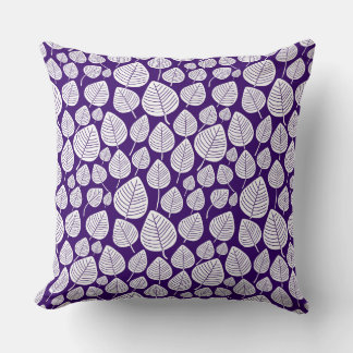 Cojín Decorativo Patrón de hojas 02 - Blanco sobre morado profundo