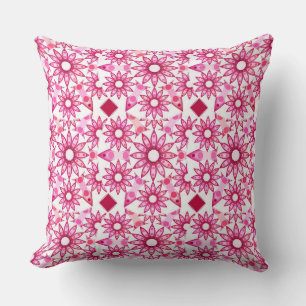 Cojín Decorativo Patrón de Mandala en tonos rosas, marrones