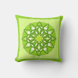Cojín Decorativo Patrón de Mandala en tonos verde cal