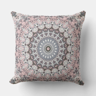 Cojín Decorativo Patrón de Mandala Rosa Gris y Blanco