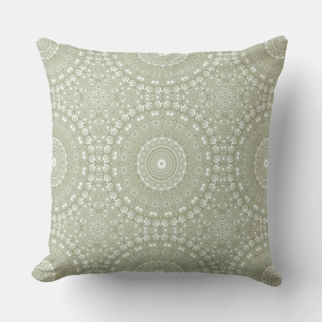 Cojín Decorativo Patrón de Mandala Verde Salvia (Anverso)