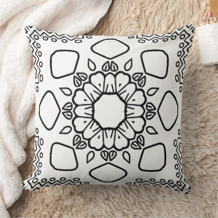 Cojín Decorativo Patrón de marco de mandala en blanco y negro