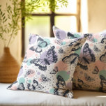 Cojín Decorativo Patrón de mariposas retro coloridas<br><div class="desc">Mariposas retro coloridas en un patrón sin fisuras con un fondo blanco.</div>