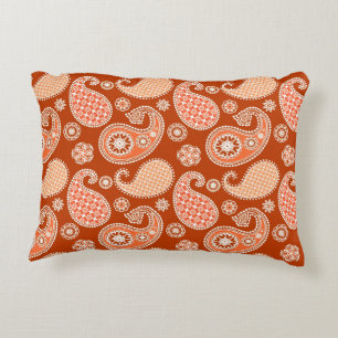 Cojín Decorativo Patrón de paisley, naranja mandarina y blanco