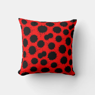 Cojín Decorativo Patrón de ranura - Negro sobre rojo