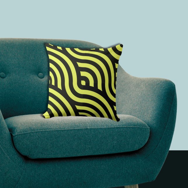 Cojín Decorativo Patrón de rayas amarillas y negras onduladas (Wavy Yellow & Black Stripes Pattern Throw Pillow)