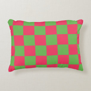 Cojín Decorativo patrón de tablero de ajedrez color verde y rosa