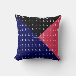 Cojín Decorativo patrón de triángulos e iniciales geométricos