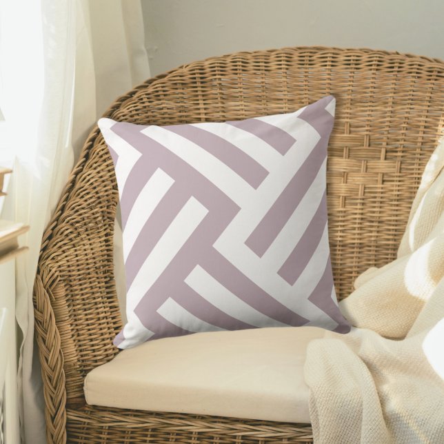 Cojín Decorativo Patrón de Wicker rayado de malla geométrica (Mauve Wicker Pattern Throw Pillow)