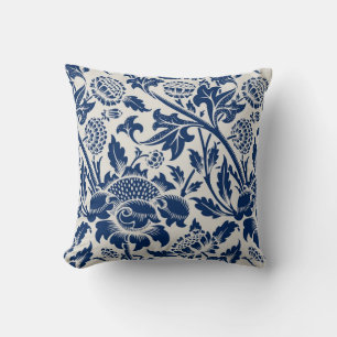 Cojín Decorativo Patrón floral azul intrincado sobre fondo claro