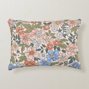Cojín Decorativo Patrón floral elegante en flores dibujadas a mano 