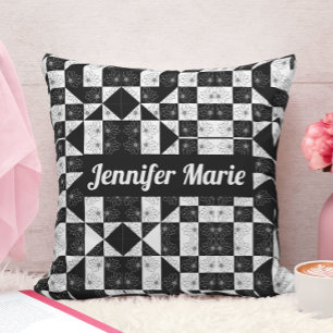 Cojín Decorativo Patrón Floral Moderno en Blanco y Negro con Nombre